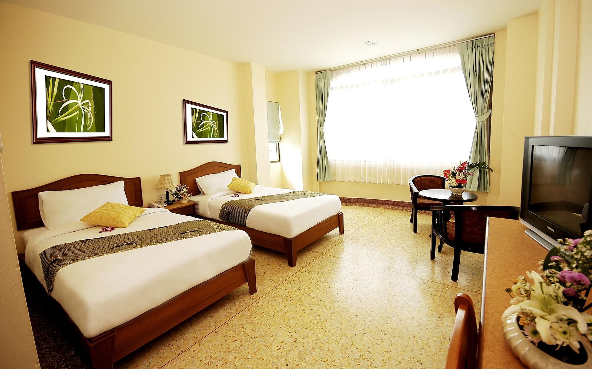 Krabi Phetpailin Hotel Ngoại thất bức ảnh