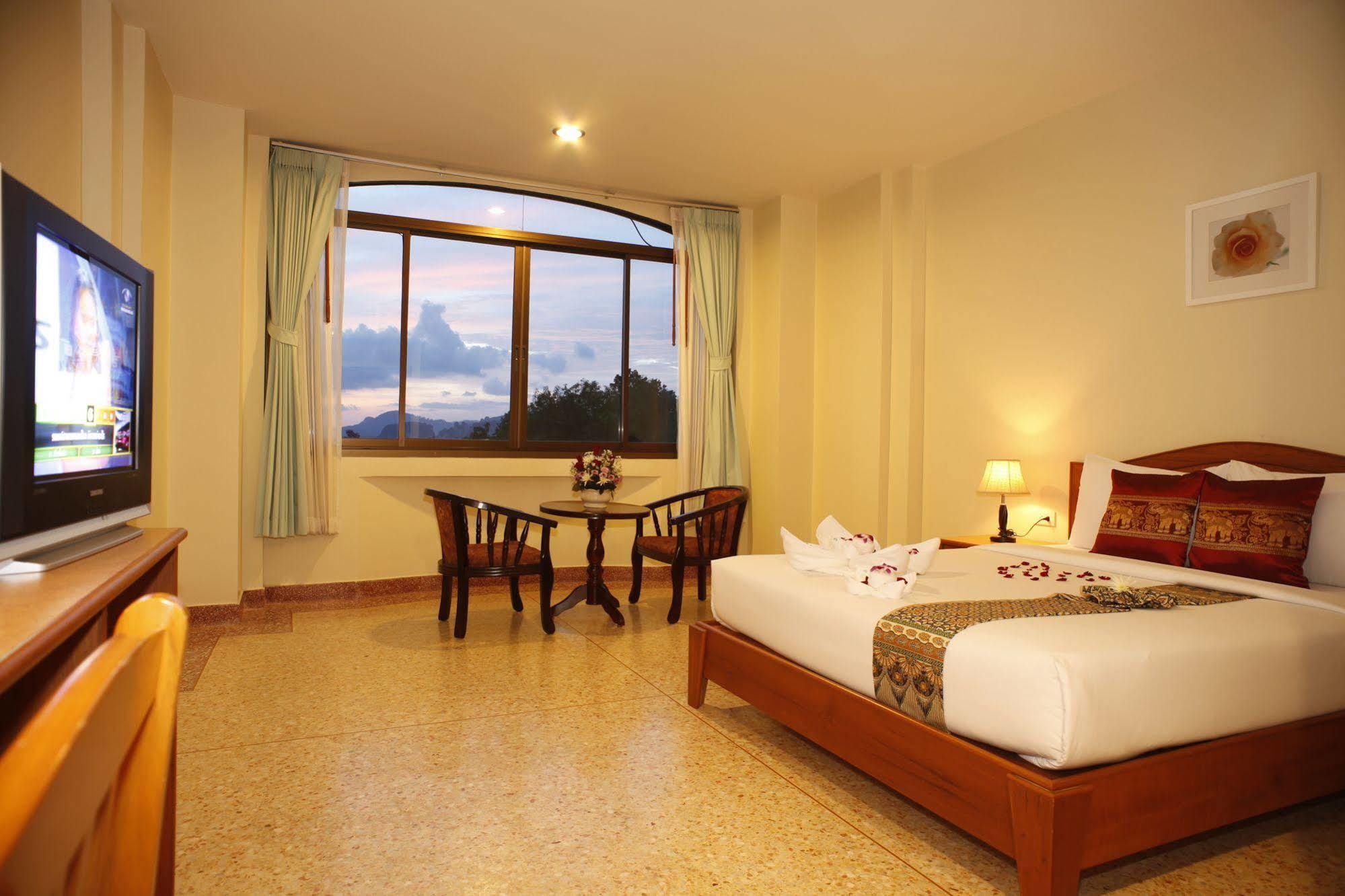 Krabi Phetpailin Hotel Ngoại thất bức ảnh