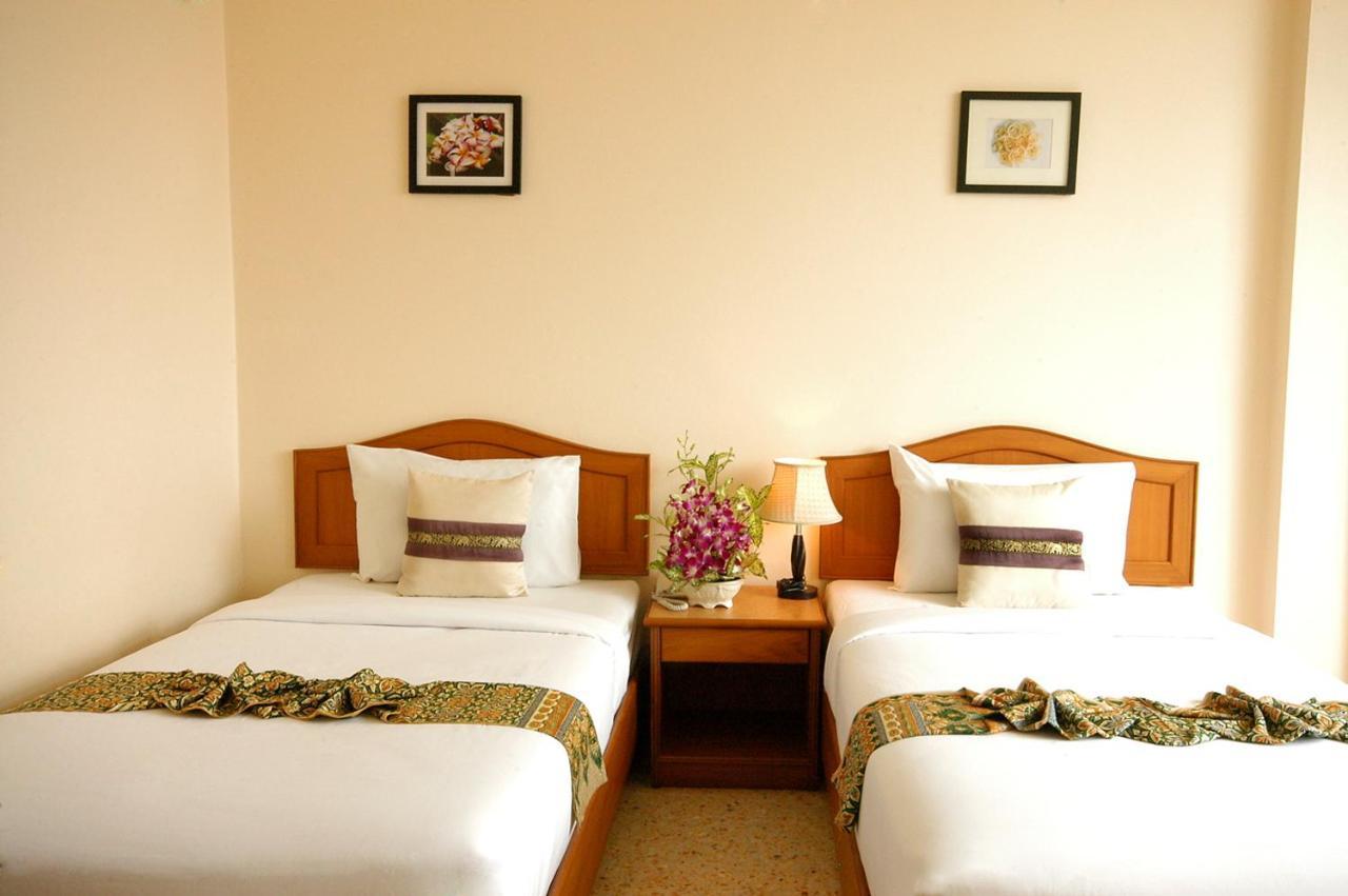 Krabi Phetpailin Hotel Ngoại thất bức ảnh