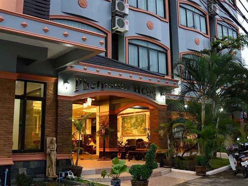 Krabi Phetpailin Hotel Ngoại thất bức ảnh